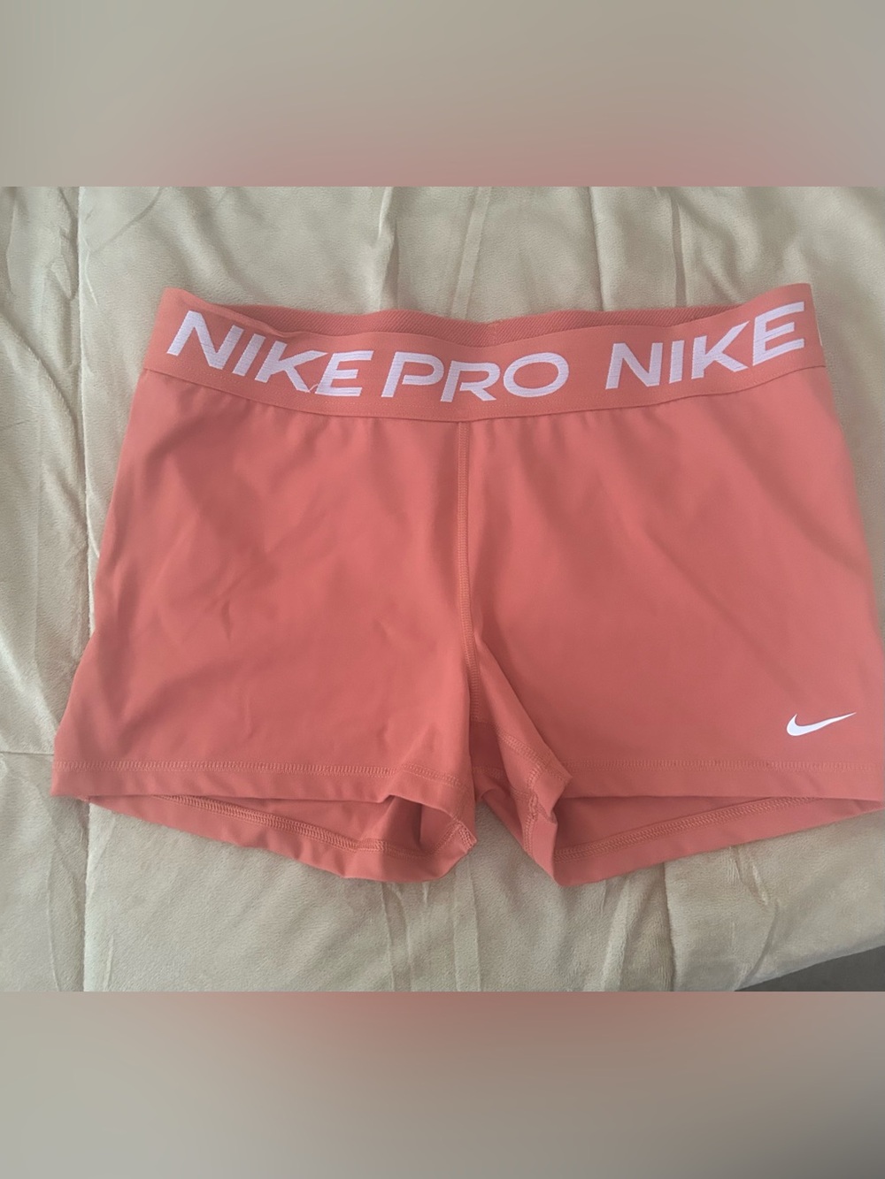 Women’s Nike Compression Shorts Bundle-Blue, Neon Yellow, Peach, Red, Army Green - Picture 4 of 6
